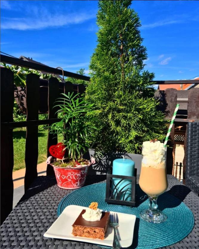 Ana Apartament Gračac
